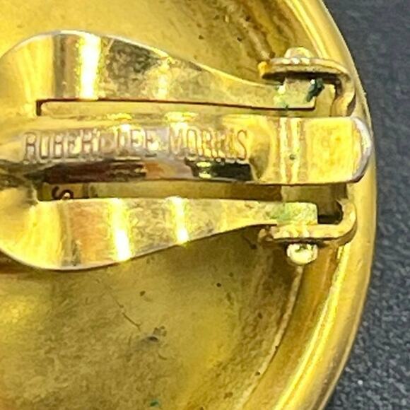 Robert Lee Morris Designer Signed Vintage Gold Tone Round Dome Clip-On Earrings - Picture 12 of 15